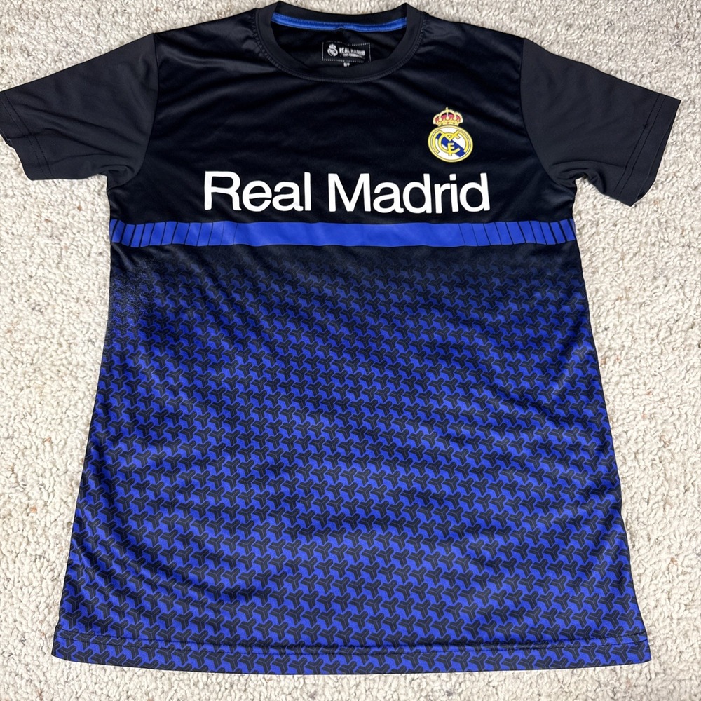 Real Madrid Soccer Futbol Shirt Jersey Officially Licensed 2018 2019. Size Small